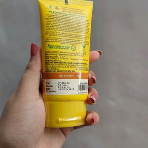 Mamaearth Ubtan Detan Sunscreen Combo