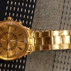 Men Gold Colour Watch ⌚