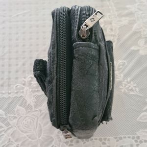 Samsonite Black Leather Pouch