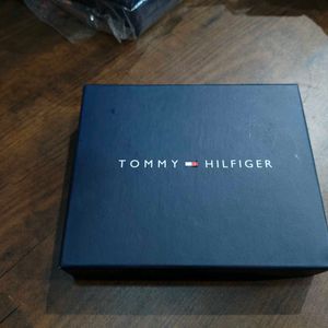 Leather Wallet_Tommy Hilfiger