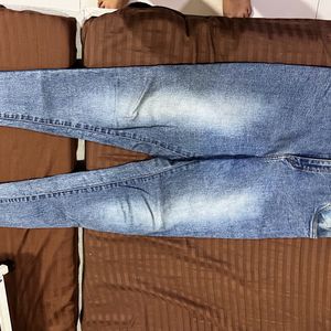 Skin Fitted Jean
