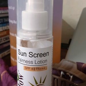 Nutri glow Sunscreen SPF 40 PA+++