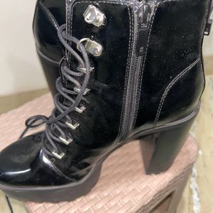 ZARA BOOTS