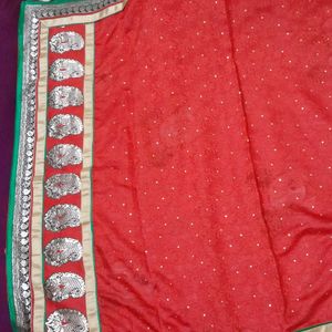 Beautiful Saree With Heavy Border