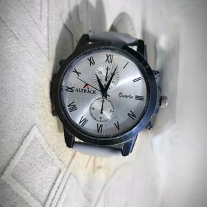 Altrack Casual Watch