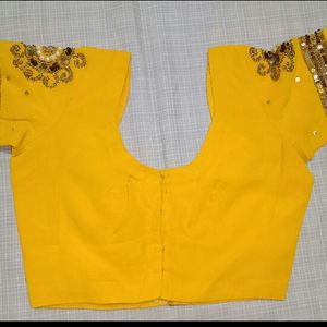 Designer Blouse 💛