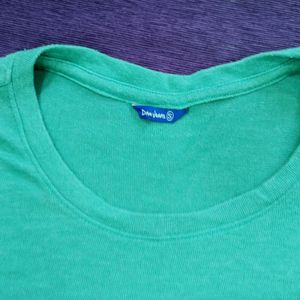 Green T-shirt