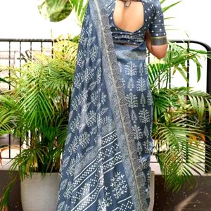 Grey And White Wooven Design Jamdani Saree