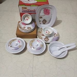 Dinner Set Bilkul New