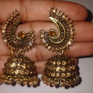 9 Earrings Only At 160