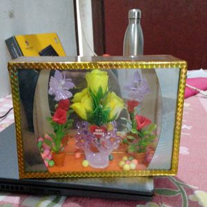 Flower Gift Box Showpiece