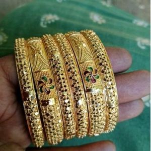 Bangles And Mangalsootra Combo