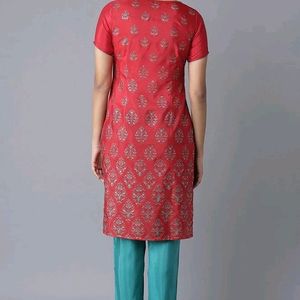 Aurelia Red Glitter Print Kurta -Green Trousers Se