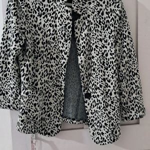 Women Animal Printed Jacket