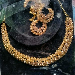 Kundan Jewellery Set