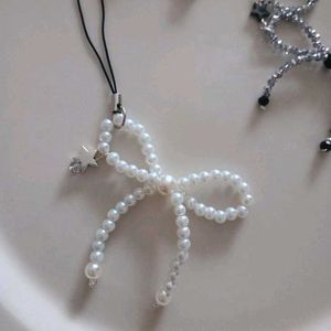 Y2K Pearl Bow Phone Charm