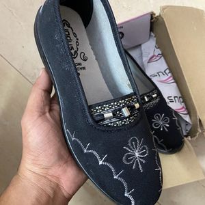 Casual Shoes For Girls