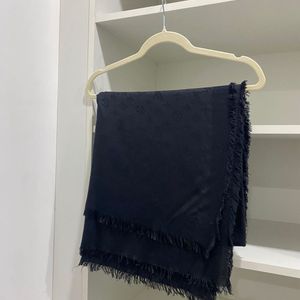 Louis Vuitton Monogram Classic Shawl