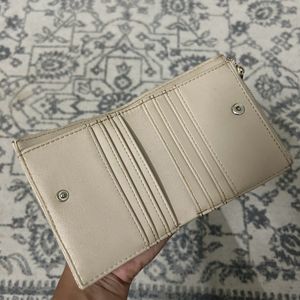 Nude wallet