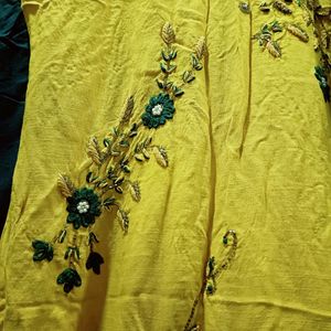 Yellow Ang Bottle Green Kurta Set With Net Dupatta