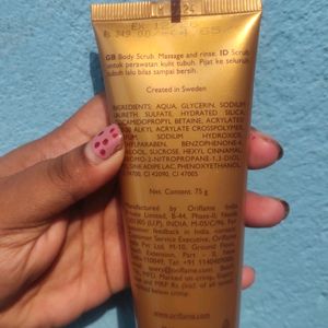 Oriflame 75 Ml Milk Honey Scrub & Body Cream Combo