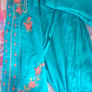 Amazing Punjabi Suit With Dupatta No Flaws