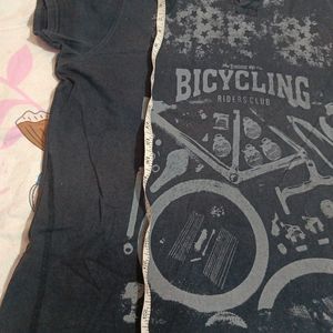 Used Black Tshirtb