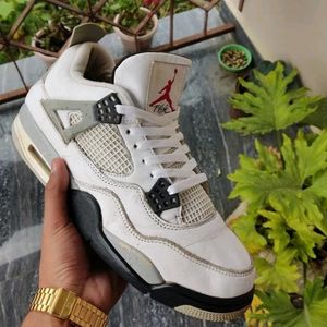 NIKE JORDAN RETRO 4 <<COD AVAILABLE>>