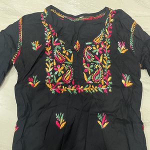 *Sale* Black Short Chikankari Kurti