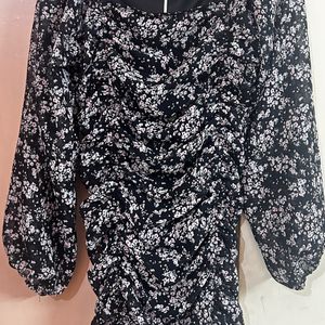 Black floral Mini dreas