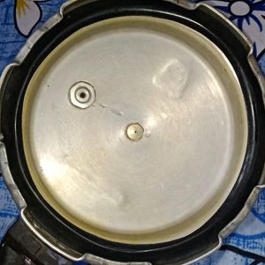 3 Litre Aluminium Pressure Cooker