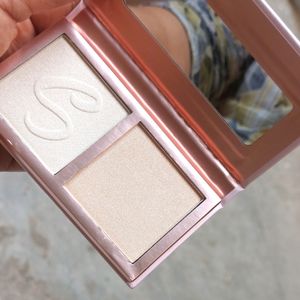 Revolution Highlighter