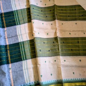 New Beige And Green Cotton Saree