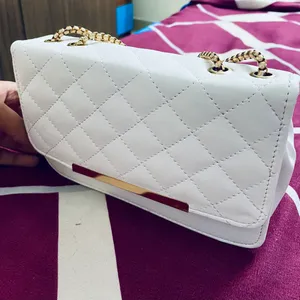 White Slingbag