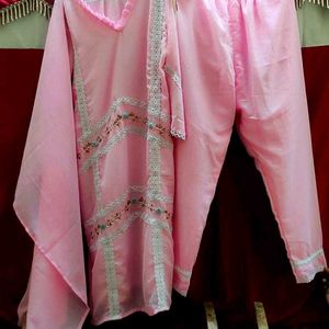 New Pakistani Kurta Set