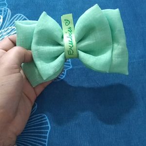 Hair Bow With Freebies