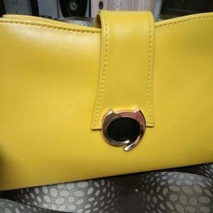 New Mustard Sling Bag