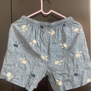 Clearance Sale On Women Shorts
