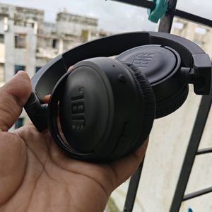 JBL 460BT 🎧 (Not 450 ) Smells Brand New