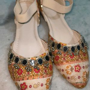 Juttis For Women Ethnic Traditional