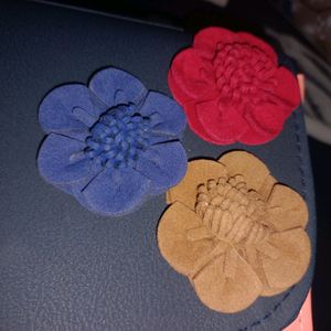 Beautiful Handbag With Three Flowers