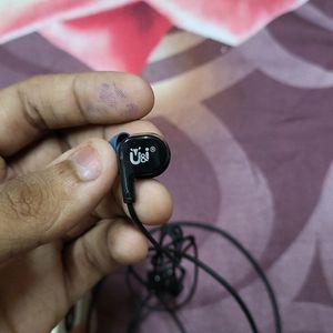 Jbl Mini Speaker With Free Earphones