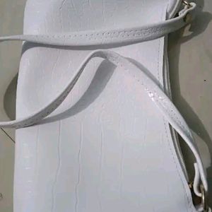 new white sling bag