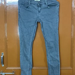 Grey Skinny Jeans For Women