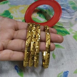 Bangles Golden Colour Bantes