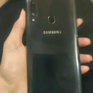 Samsung A20S