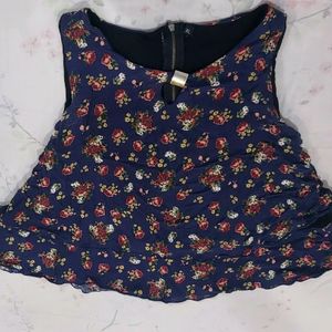 Cute Rose Printed Blue Crop Top 💙🌹