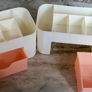 2Cosmetic Storage Boxes