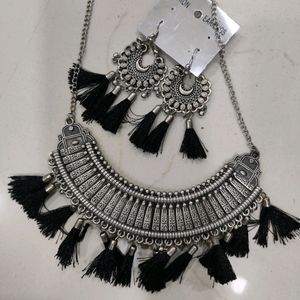 Oxodize Choker & Earrings Set