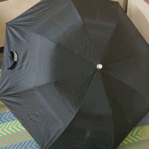 Black Umbrella